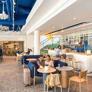 Novotel Centre Gare Montparnasse 4*, Paris França